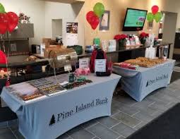 Pine Island Sharing Shelves - Food Shelf