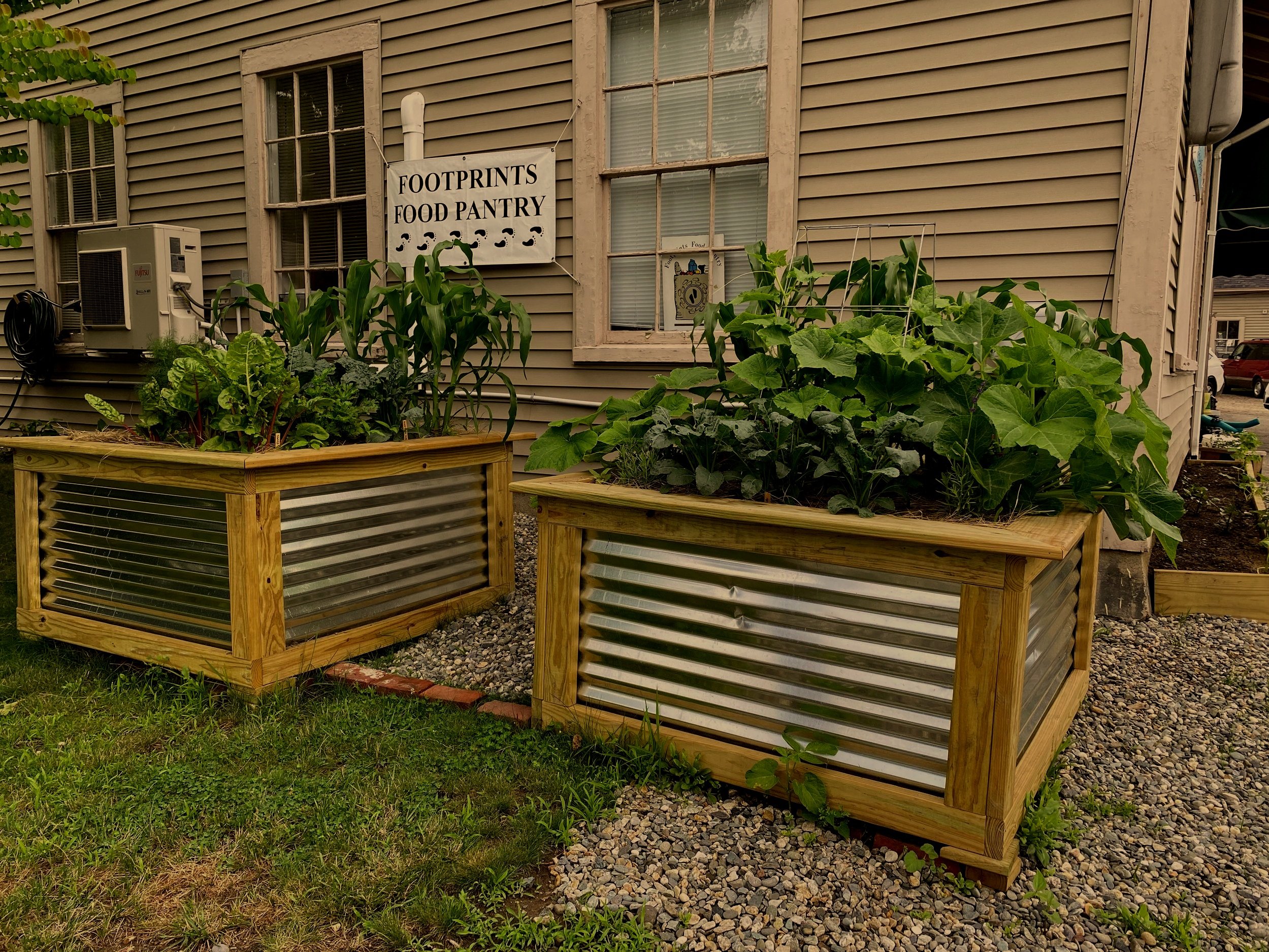 Footprints Food Pantry 