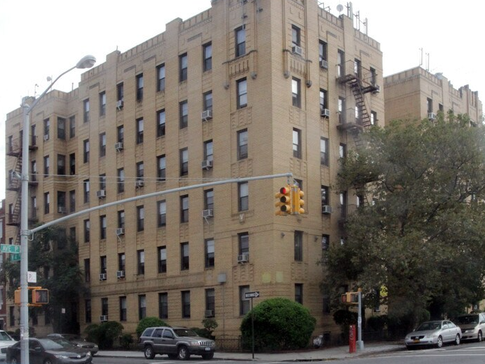 ICNA Relief - Brooklyn Pantry