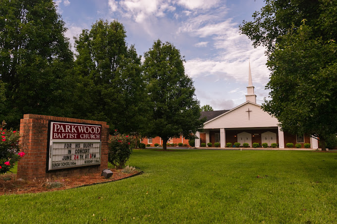 Hand to Hand Community Pantry at Parkwood Baptist Church