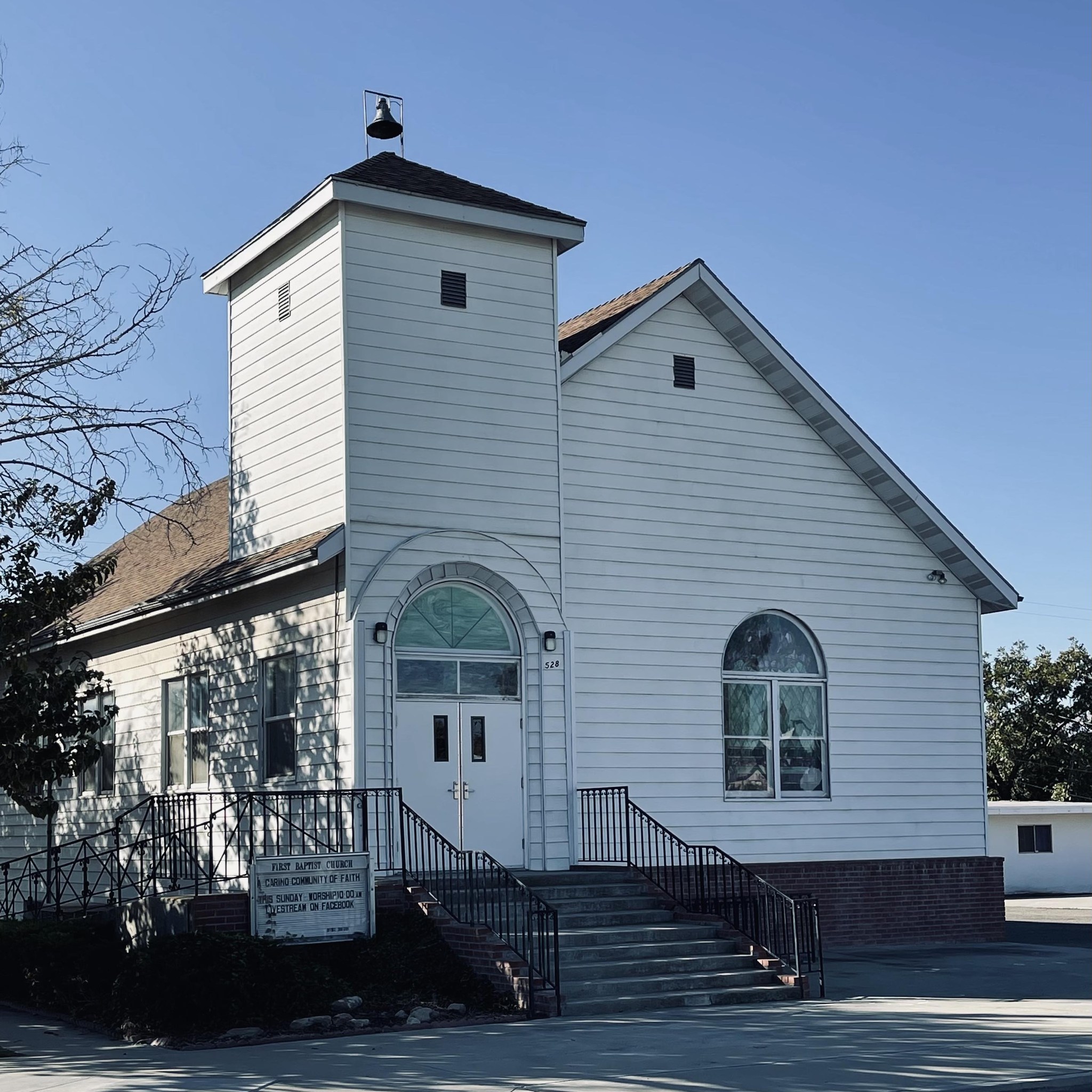 Avenal First Baptist Church - Food Pantry